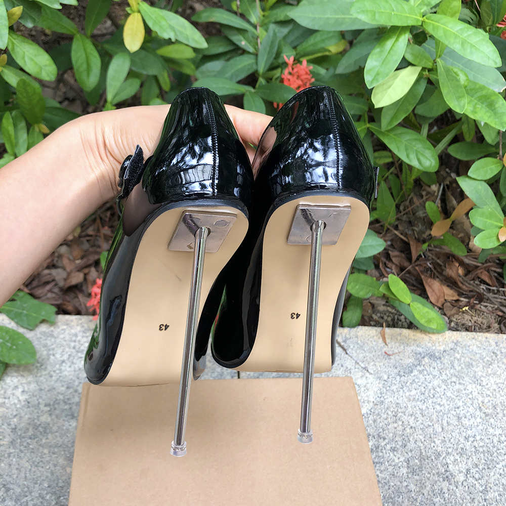 Glamorous Black Patent Leather - Crossfit Event recension och pris