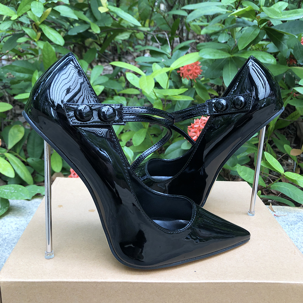 Glamorous Black Patent Leather - Crossfit Event recension och pris