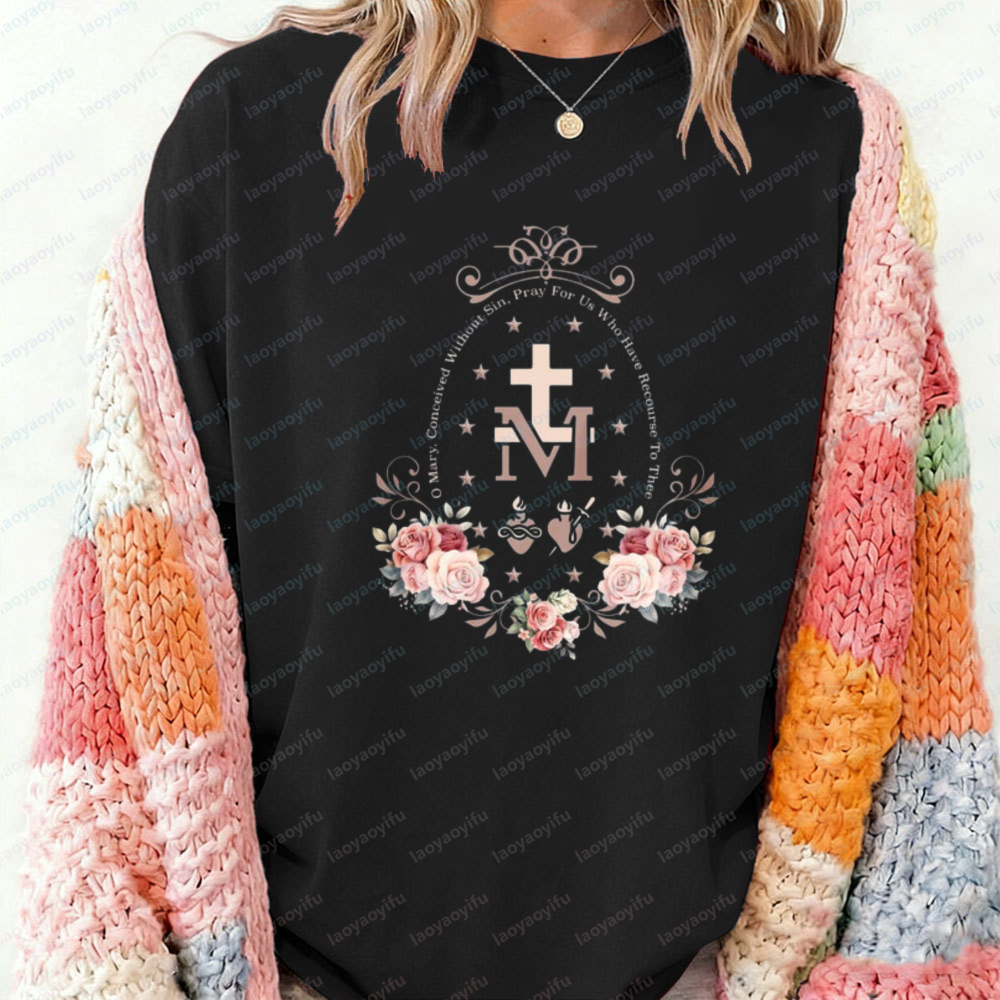 Floral Marian Cross T-Shirt Ca - Crossfit Event recension och pris